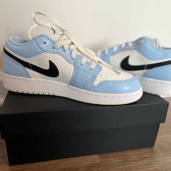 size 6 nike air jordan i shoes